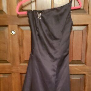 Ladies formal gown Sz. 4; Arianna by Rachel Kaye; pre-owned; black one shoulder